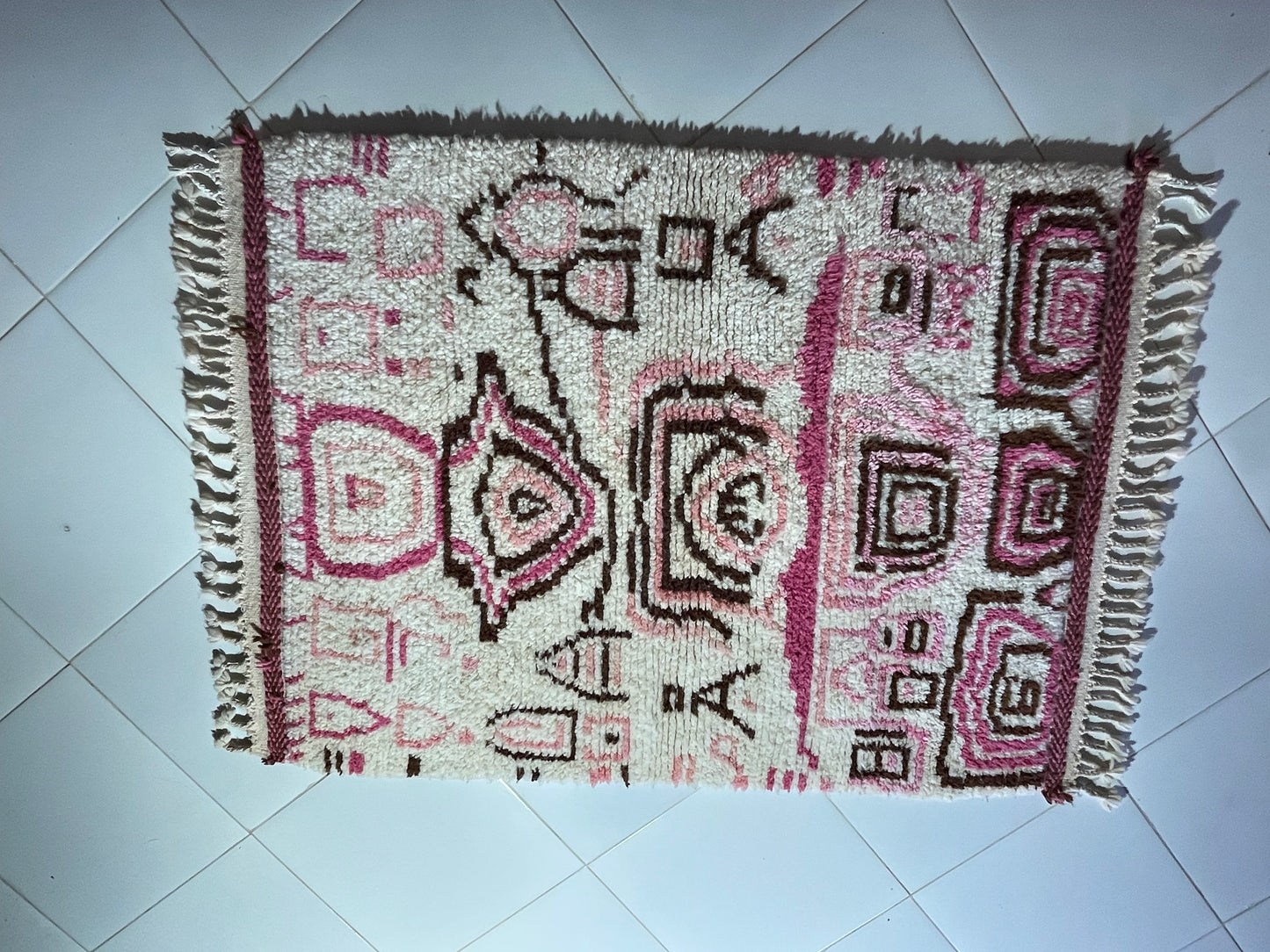 Moroccan Azilal Wool Rug 150x100 cm – Handmade Berber Design