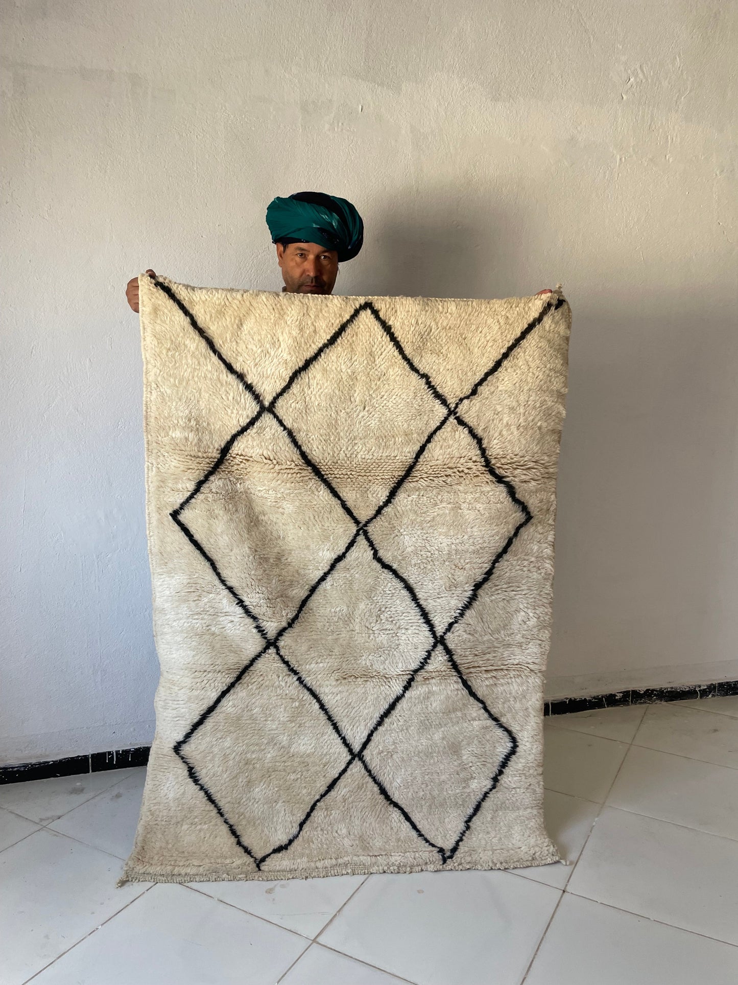 Authentic Moroccan Rugs Handmade Berber Moroccan Rugs Large Rugs for Living Rooms Modern Moroccan Rug Designs size is 150x100 cm