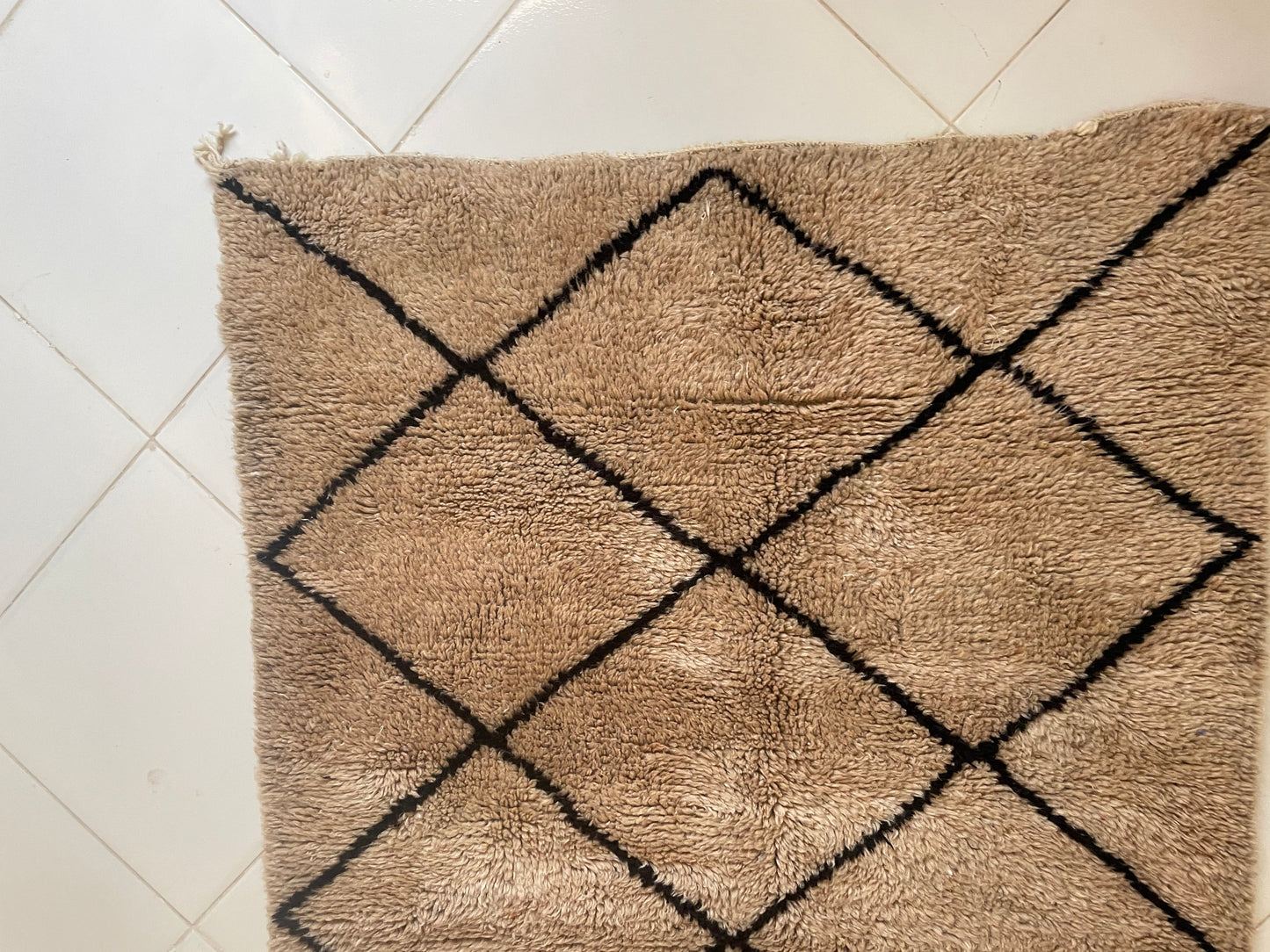 Authentic Moroccan Rugs Handmade Berber Moroccan Rugs Large Rugs for Living Rooms Modern Moroccan Rug Designs size is 150x100 cm