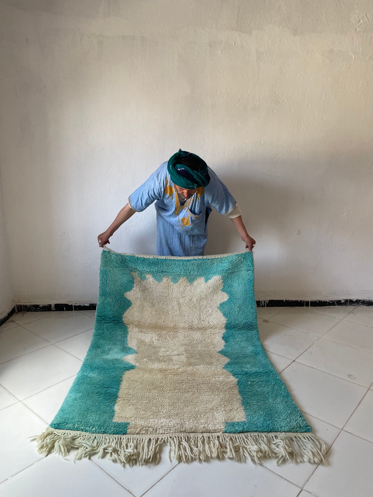 Authentic Moroccan Rugs Handmade Berber Moroccan Rugs Large Rugs for Living Rooms Modern Moroccan Rug Designs size is 150x100 cm