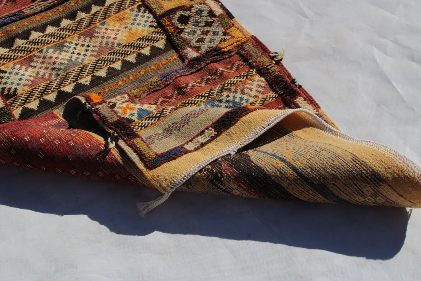 Authentic Moroccan Berber Kilim Rug Picasso Taznakht T63. Handmade tribal rug, expertly woven with traditional craftsmanship 150x60 cm