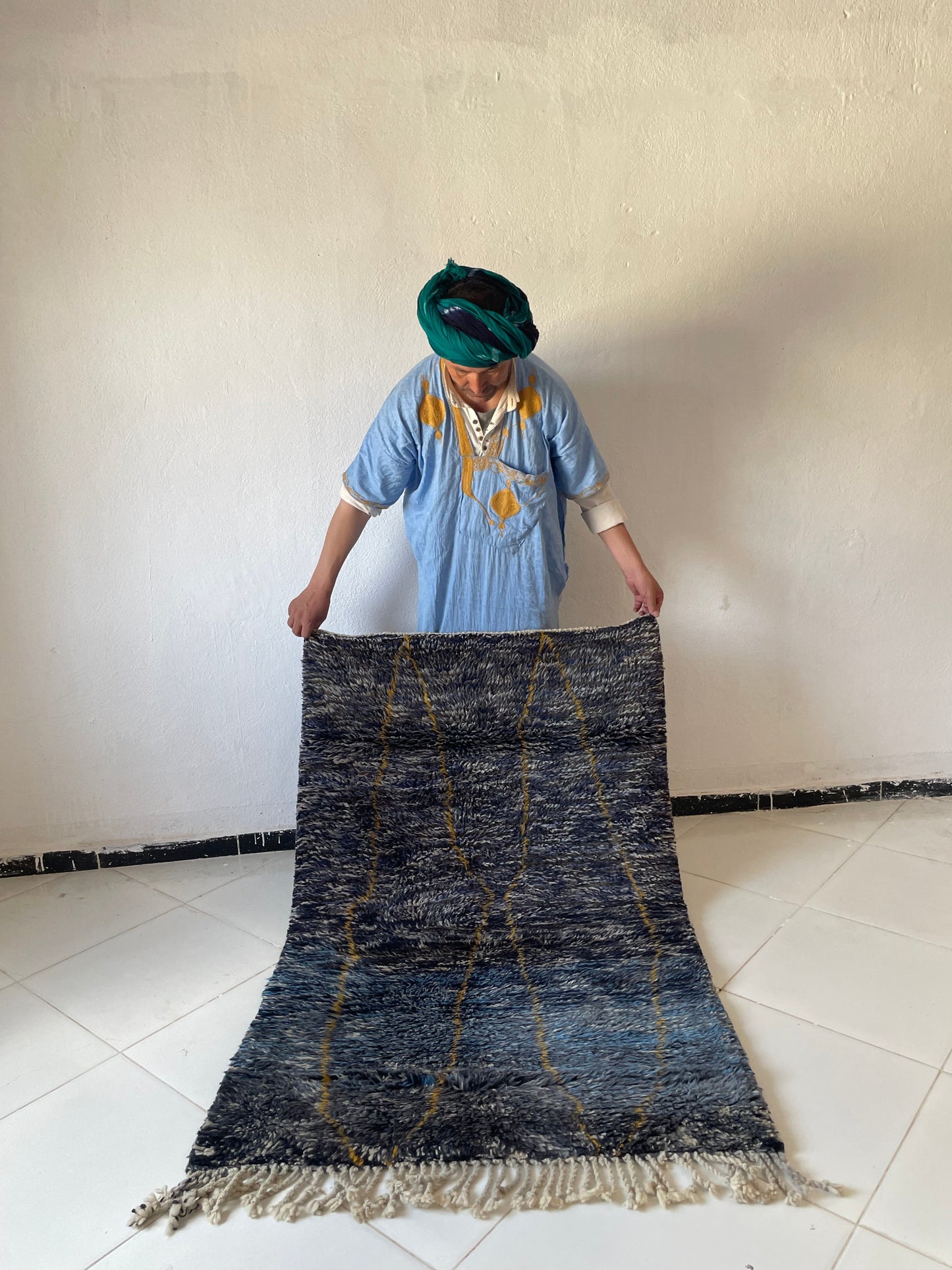 Authentic Moroccan Rugs Handmade Berber Moroccan Rugs Large Rugs for Living Rooms Modern Moroccan Rug Designs size is 150x100 cm