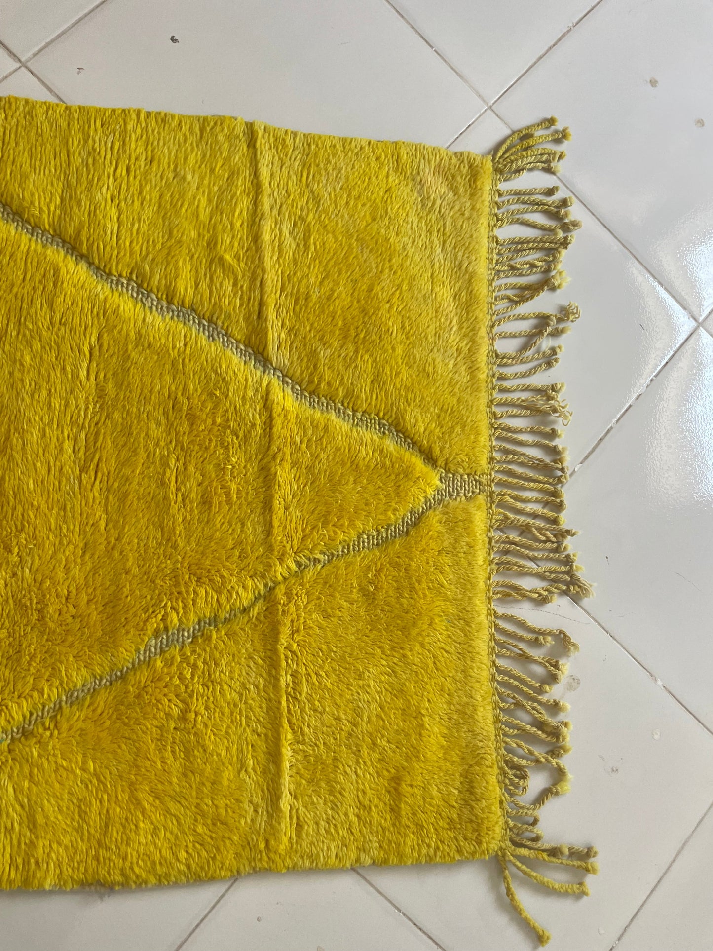 Authentic Moroccan Rugs Handmade Berber Moroccan Rugs Large Rugs for Living Rooms Modern Moroccan Rug Designs size is 150x100 cm
