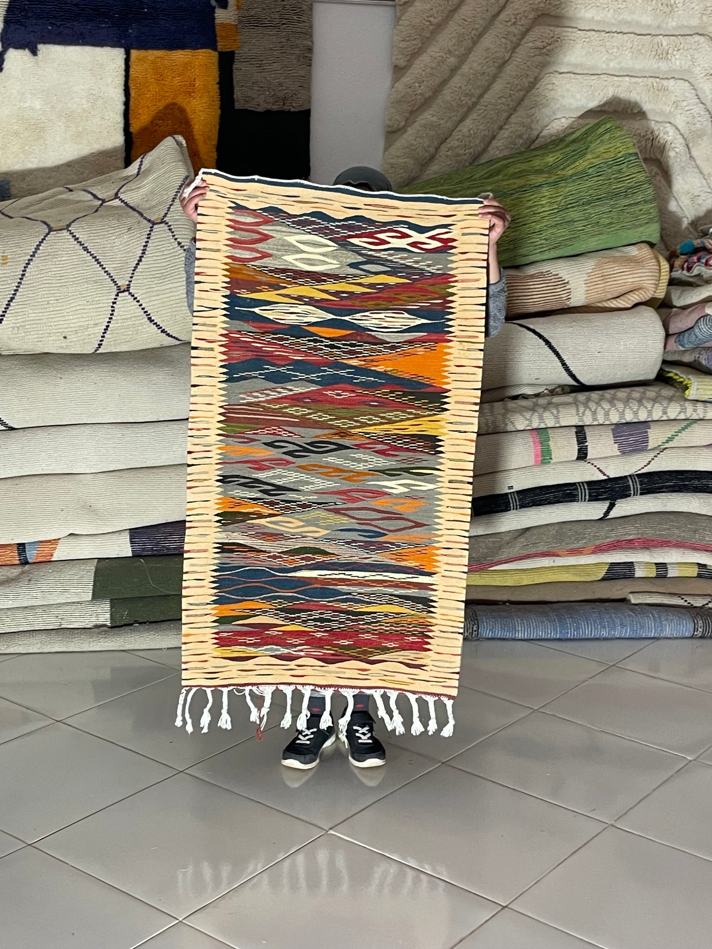 Picasso Berber Kilim – Handmade Moroccan Rug | 120x100 cm (3.9x3.3 ft)