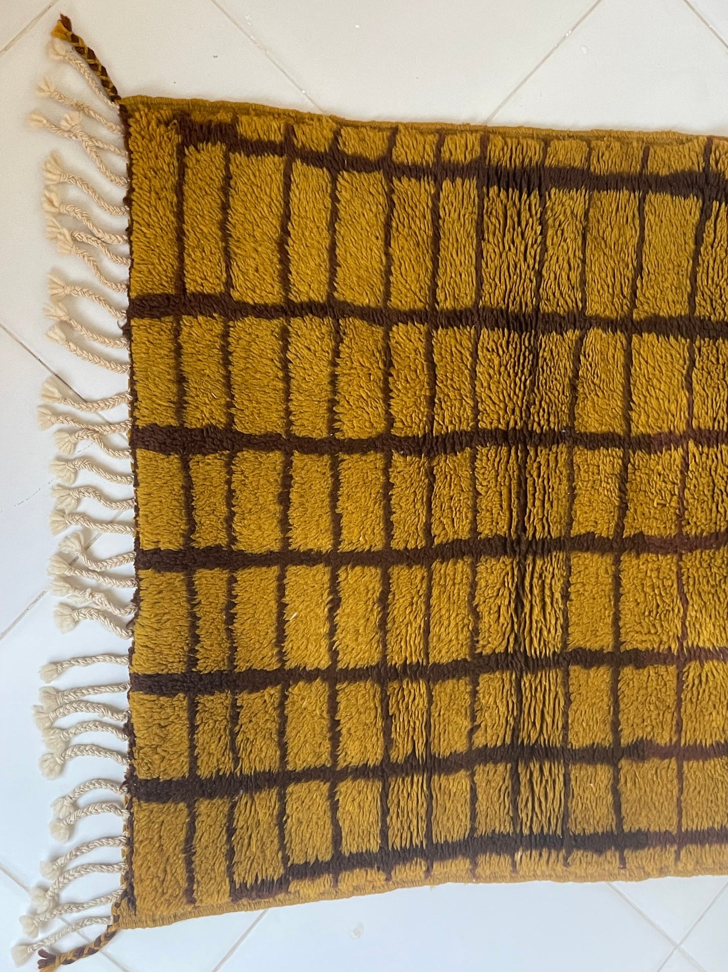 Authentic Moroccan Rugs Handmade Berber Moroccan Rugs Large Rugs for Living Rooms Modern Moroccan Rug Designs size is 150x100 cm