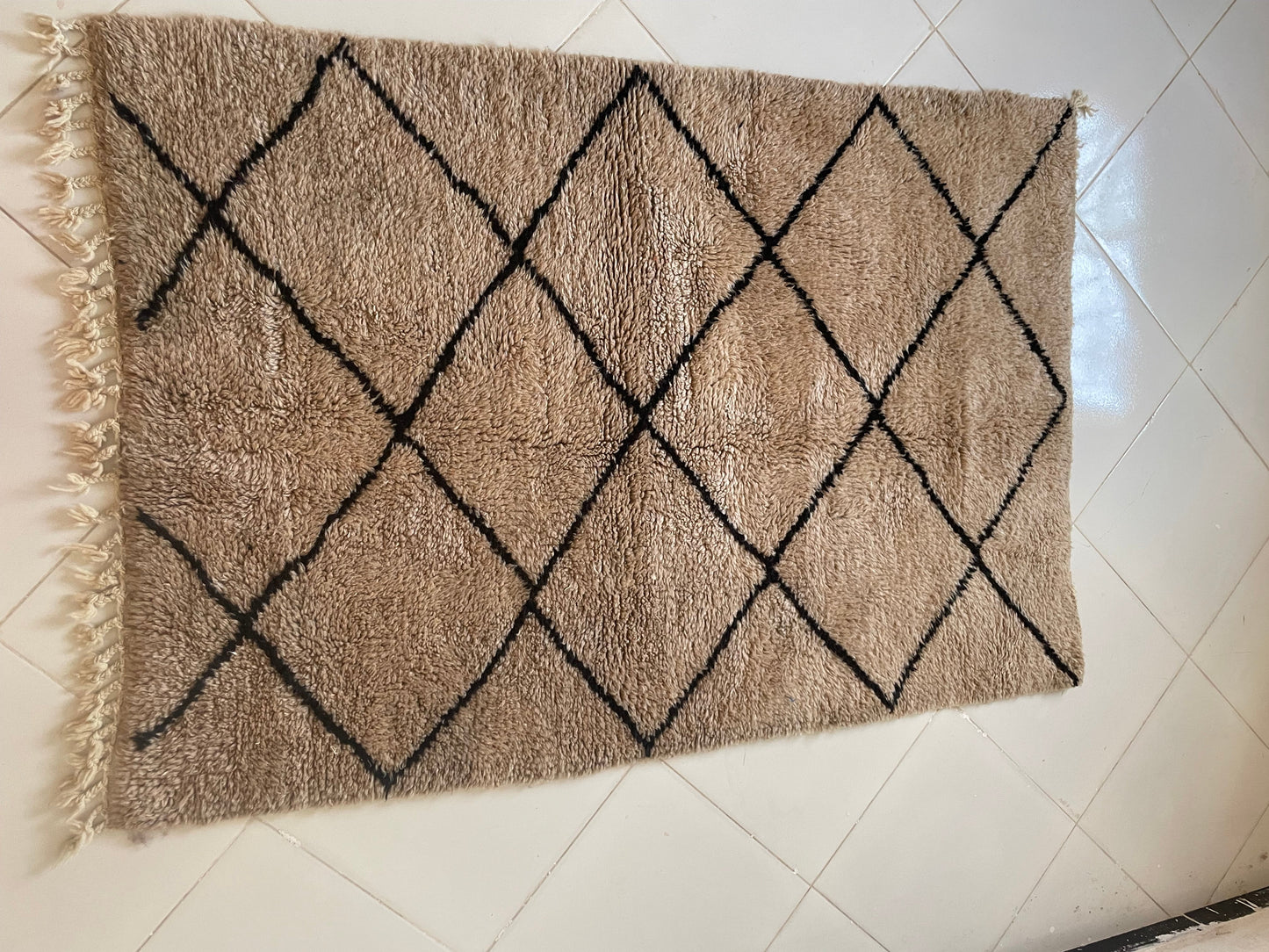 Authentic Moroccan Rugs Handmade Berber Moroccan Rugs Large Rugs for Living Rooms Modern Moroccan Rug Designs size is 150x100 cm
