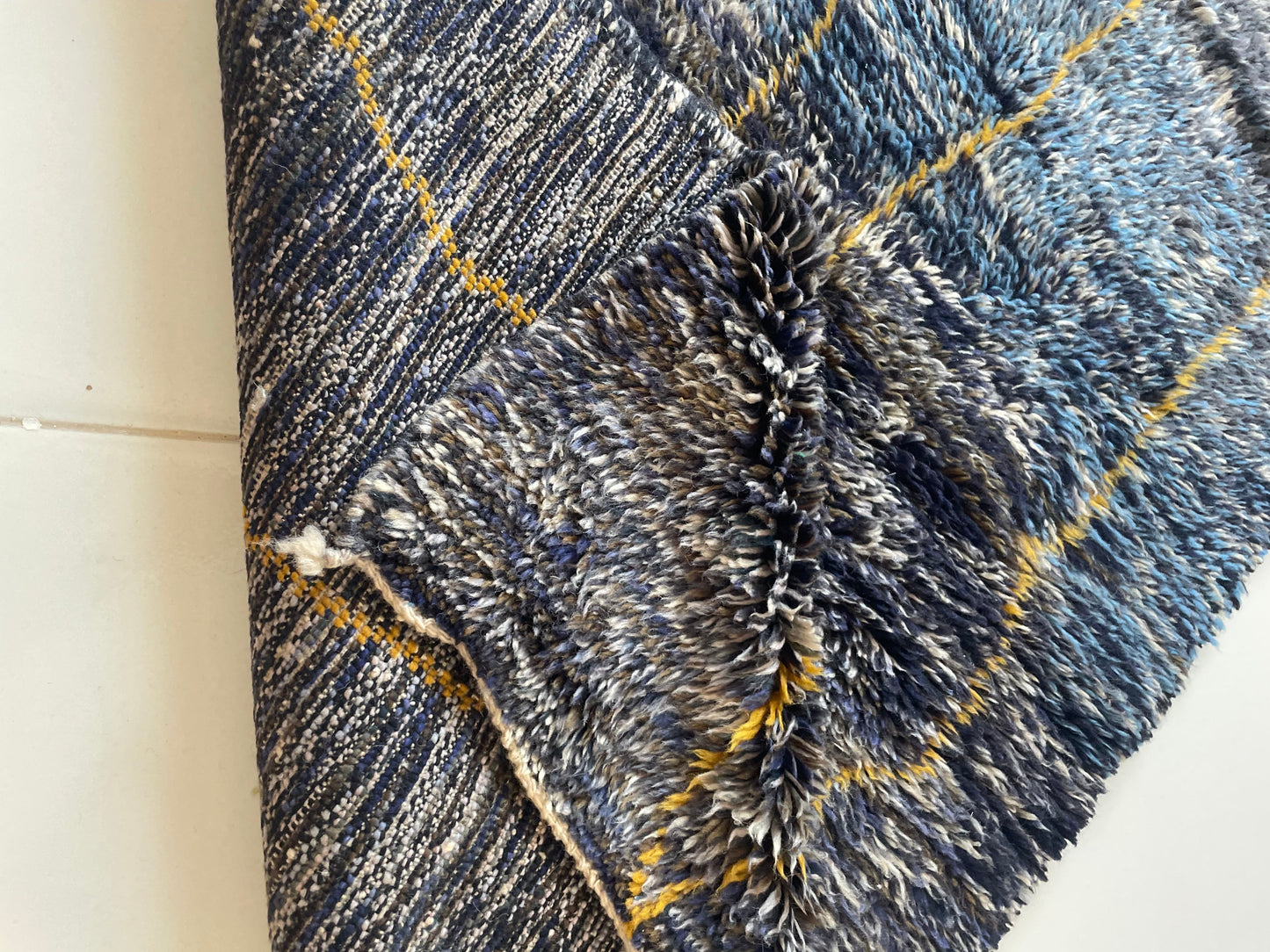 Authentic Moroccan Rugs Handmade Berber Moroccan Rugs Large Rugs for Living Rooms Modern Moroccan Rug Designs size is 150x100 cm