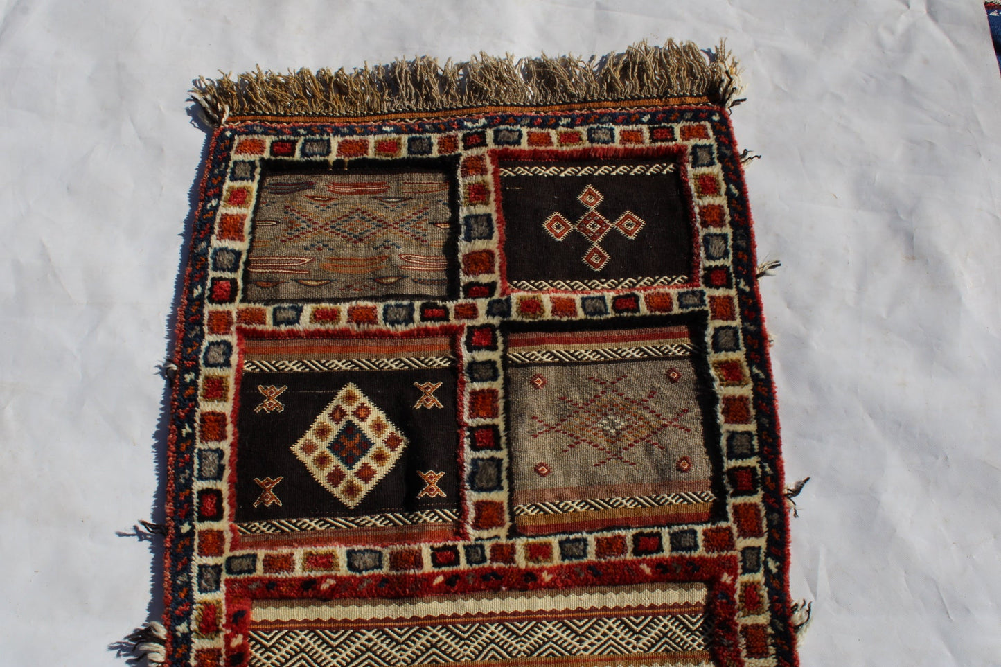 Authentic Moroccan Berber Kilim Rug Picasso Taznakht T63. Handmade tribal rug, expertly woven with traditional craftsmanship 150x60 cm