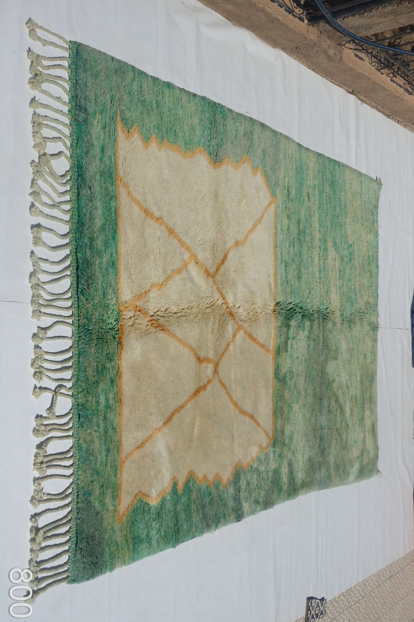 Ben ourain carpet quality number 1. Of Beni carpet’s handmade in Imlil