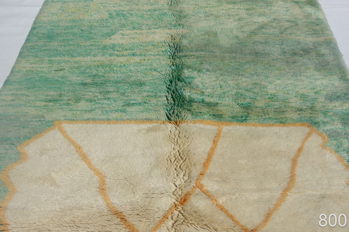 Ben ourain carpet quality number 1. Of Beni carpet’s handmade in Imlil