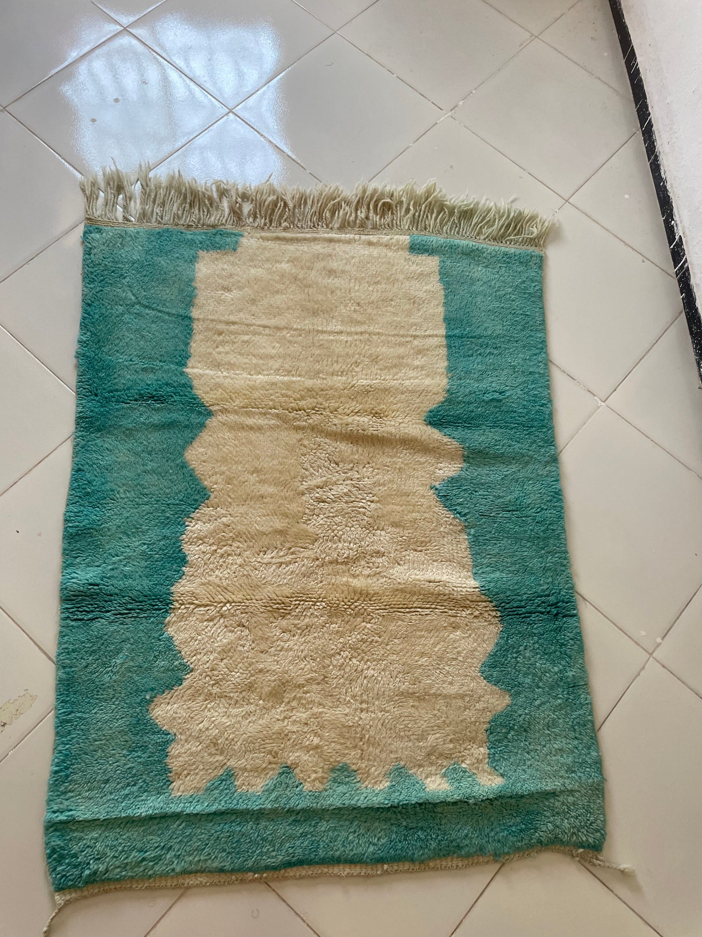 Authentic Moroccan Rugs Handmade Berber Moroccan Rugs Large Rugs for Living Rooms Modern Moroccan Rug Designs size is 150x100 cm
