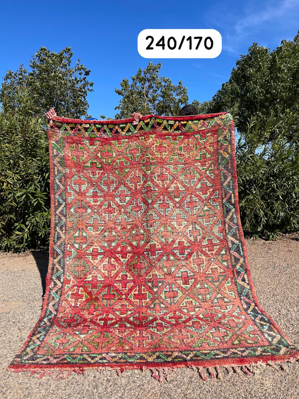 Transform your space with the exquisite charm of our Fabulous Boujad Rug, a true work of art crafted by skilled artisans in the heart of Morocco. This authentic Moroccan rug showcases the rich heritage and vibrant culture of the Boujad region