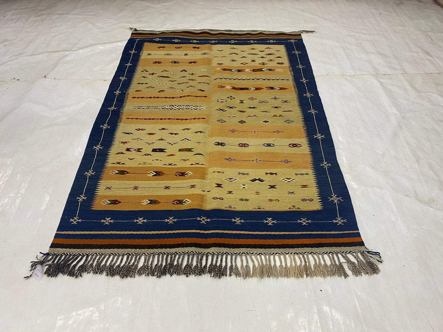 Moroccan carpet Berber rug handmade carpet’s woman’s woven rugs %wool handcrafted. Size 17x120 cm