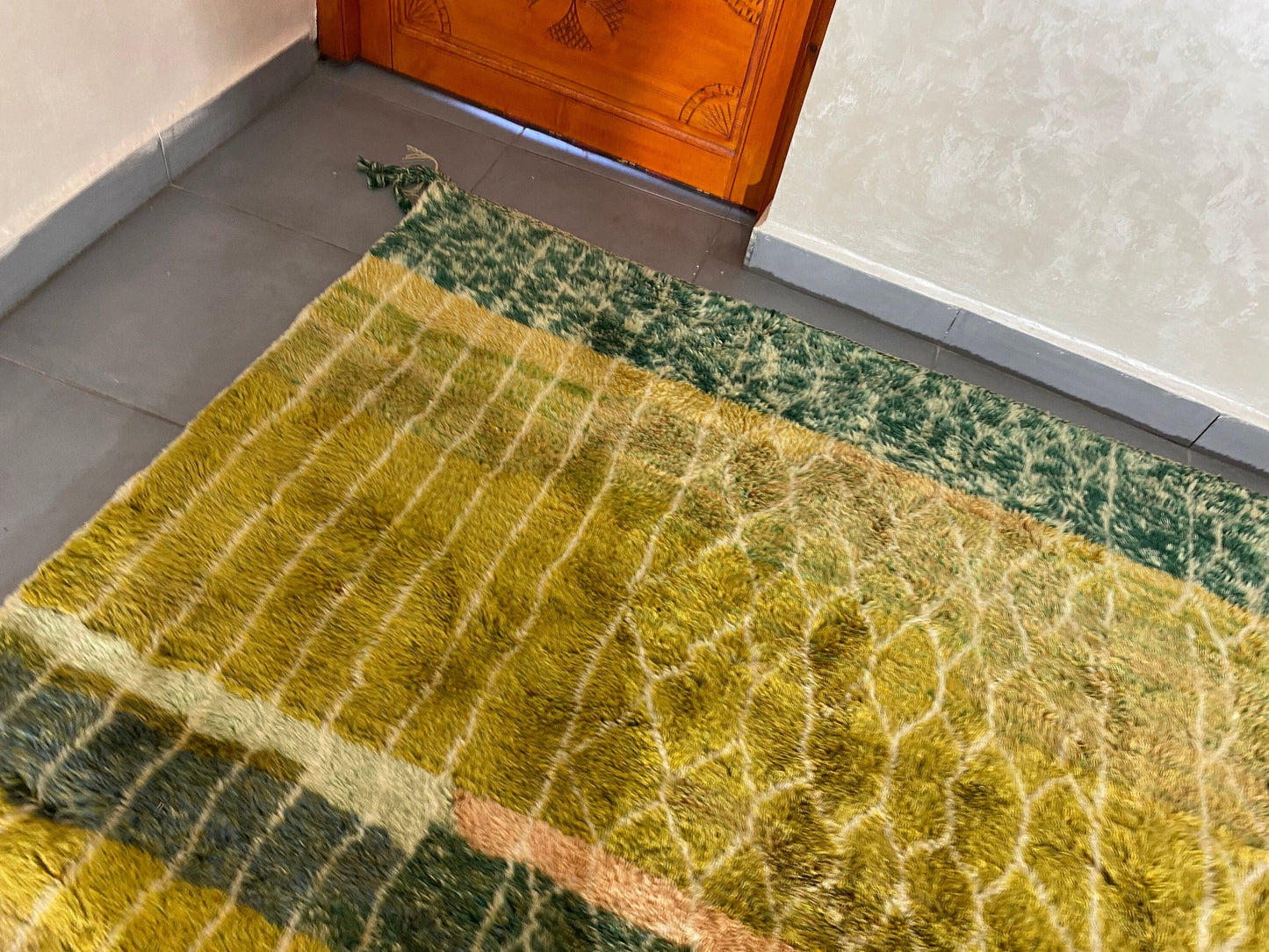 Moroccan rugs, Moroccan carpets, handmade rugs, authentic rugs, intricate patterns, vibrant colors cm160x99 cm