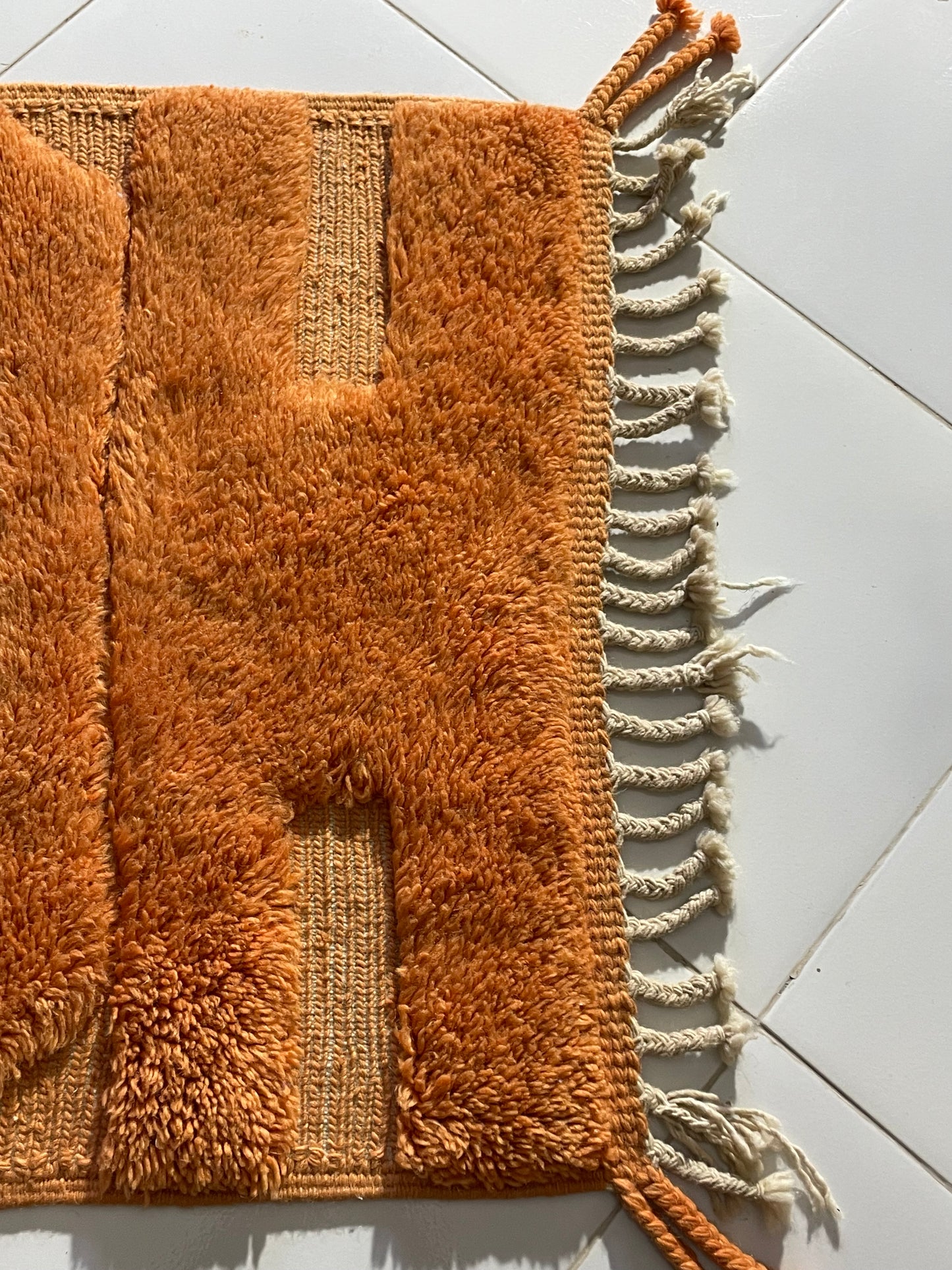 Handmade Moroccan HOPE Rug – Bright Orange Tufted Wool Art Carpet – Inspirational Berber Decor size 120x70 cm