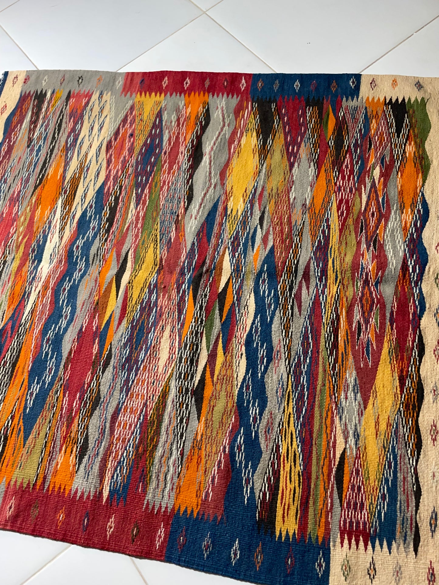 Buy Picasso-Inspired Wool Rug 100x100 cm (3.3x3.3 ft) | Handwoven, Reversible Design, Braided Fringe – Artistic Home Decor