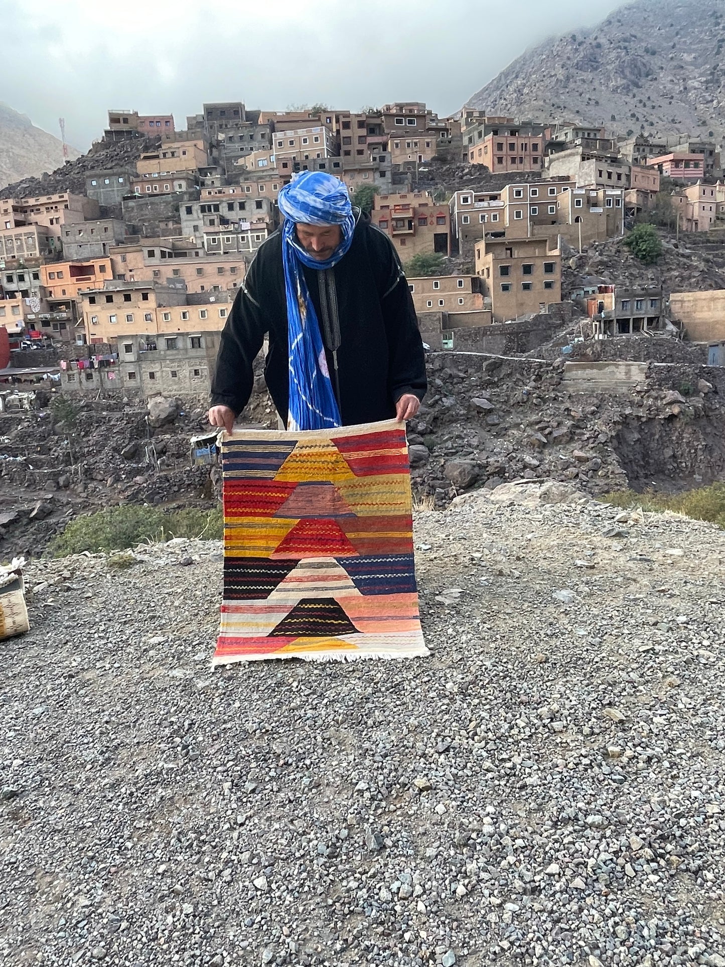 Moroccan Picasso Abstract Kilim – Artisan Woven Rug 120x100 cm
