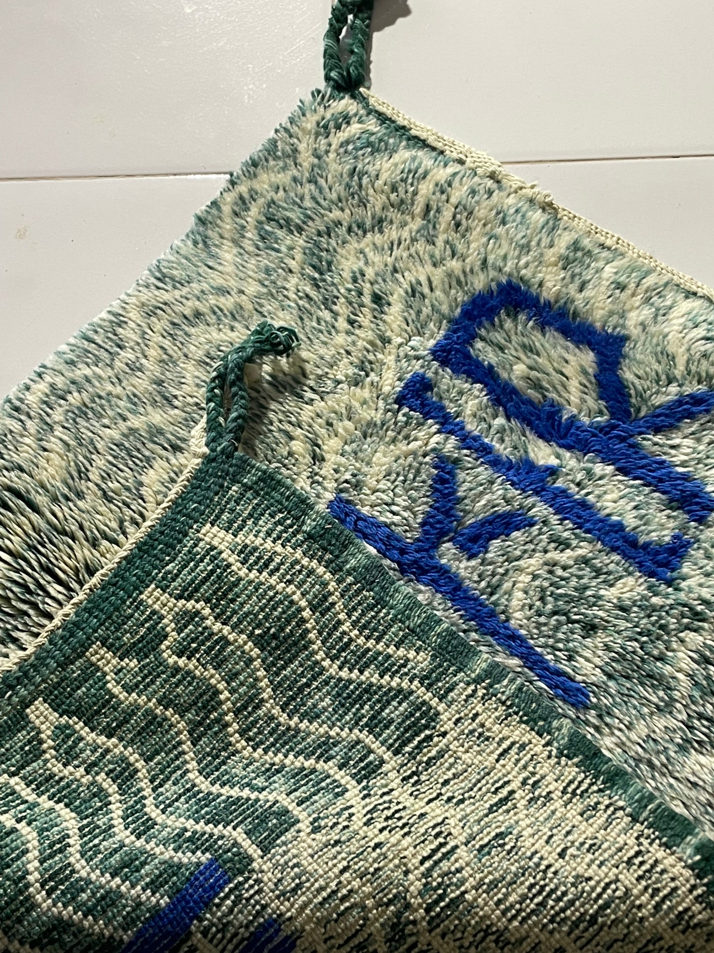 “THINKER” Beni Ourain Style Rug – 120×60 cm (4×2 ft) – Handwoven by Cooperative Adrar