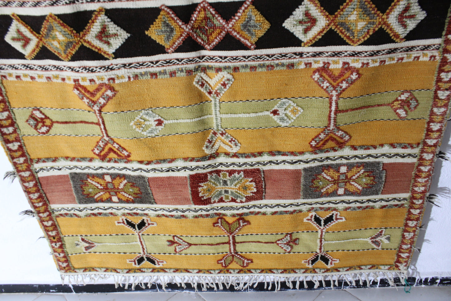 Glaoui Moroccan Rug – 4.26 ft × 6.56 ft (130 × 200 cm) – Handwoven Berber Wool Carpet