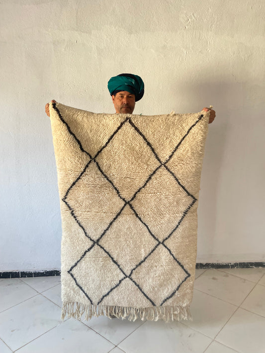 Authentic Moroccan Rugs Handmade Berber Moroccan Rugs Large Rugs for Living Rooms Modern Moroccan Rug Designs size is 150x100 cm