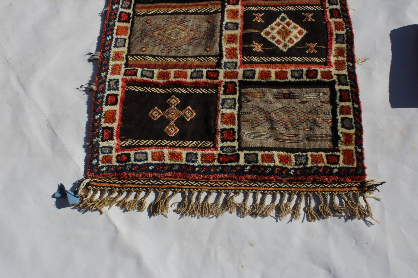 Authentic Moroccan Berber Kilim Rug  Picasso Taznakht T63. Handmade tribal rug, expertly woven with traditional craftsmanship 150x60 cm