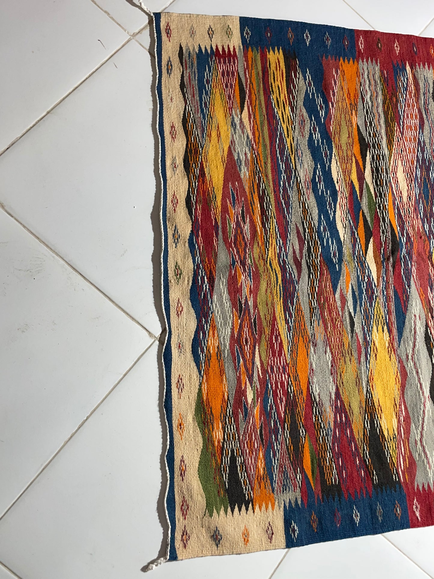 Buy Picasso-Inspired Wool Rug 100x100 cm (3.3x3.3 ft) | Handwoven, Reversible Design, Braided Fringe – Artistic Home Decor