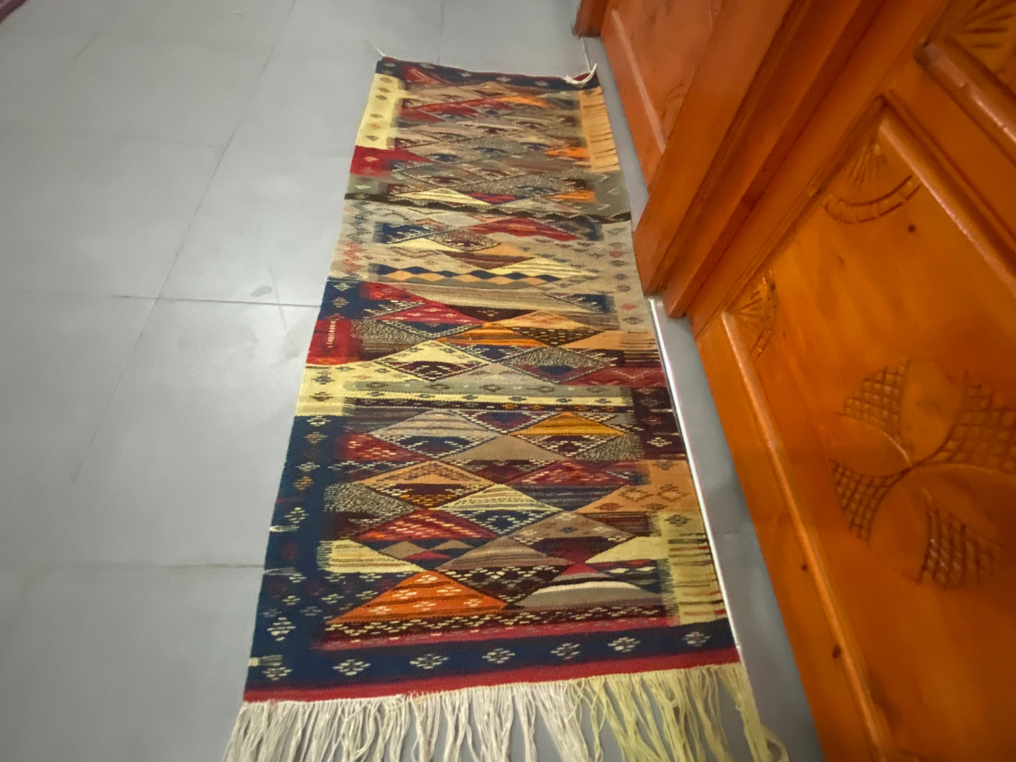 Moroccan  Kilim  handmade 100%wool berber  rugs  size is