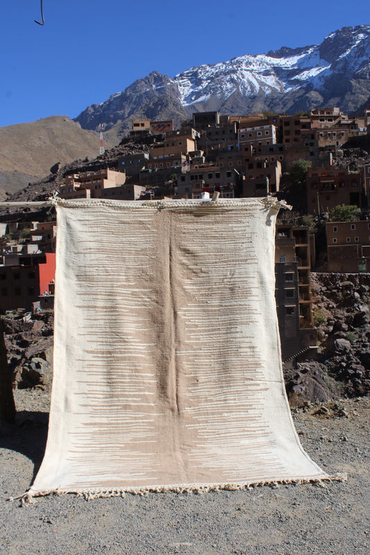 Handwoven Moroccan Berber Rug – 300×200 cm (9.8×6.5 ft) – Neutral Beige & Cream Wool Carpet