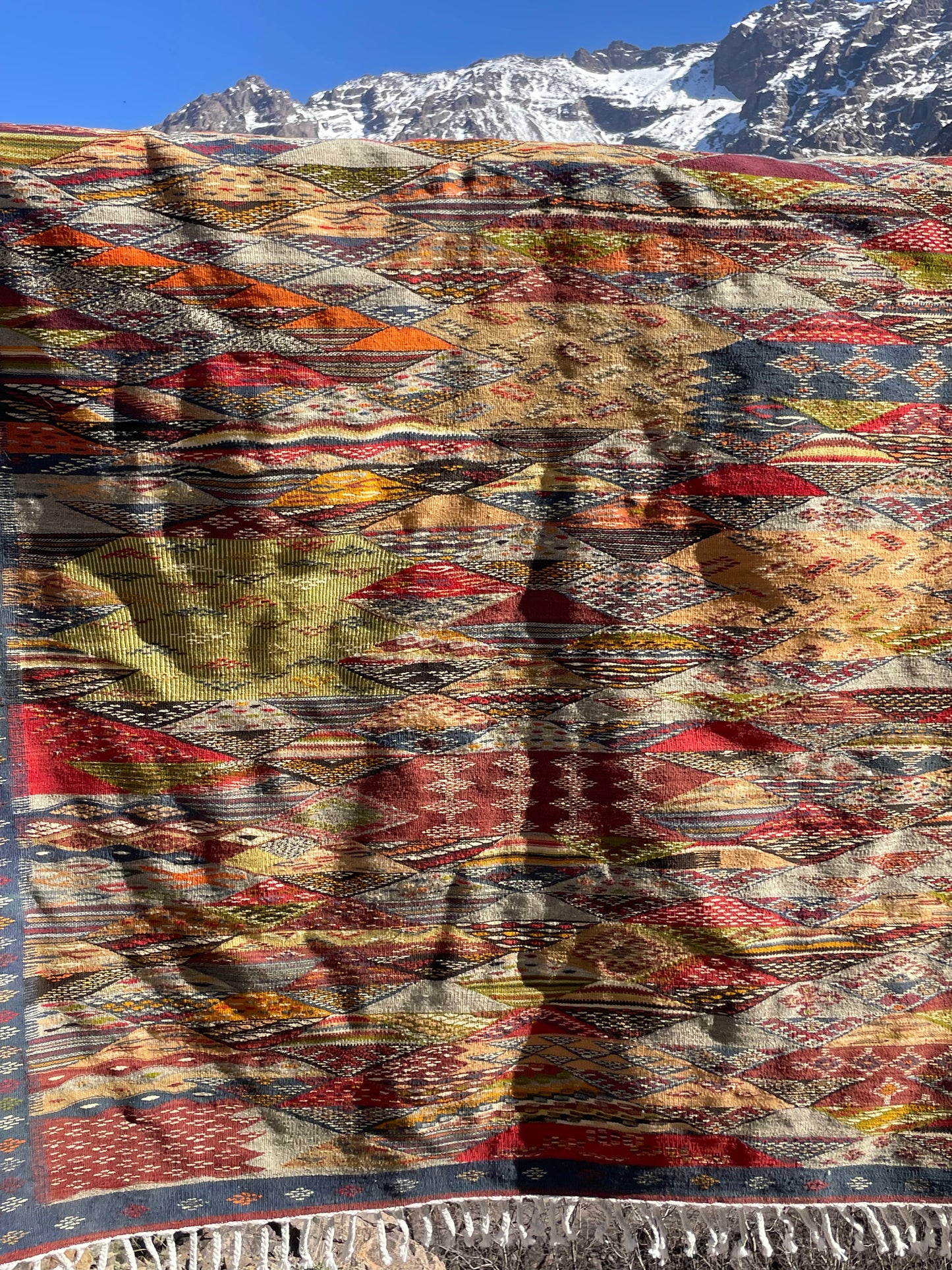 Picasso Berber kilim, Alfombra marroquí tejida a mano, Alfombra bereber abstracta, (212x150 Cm)