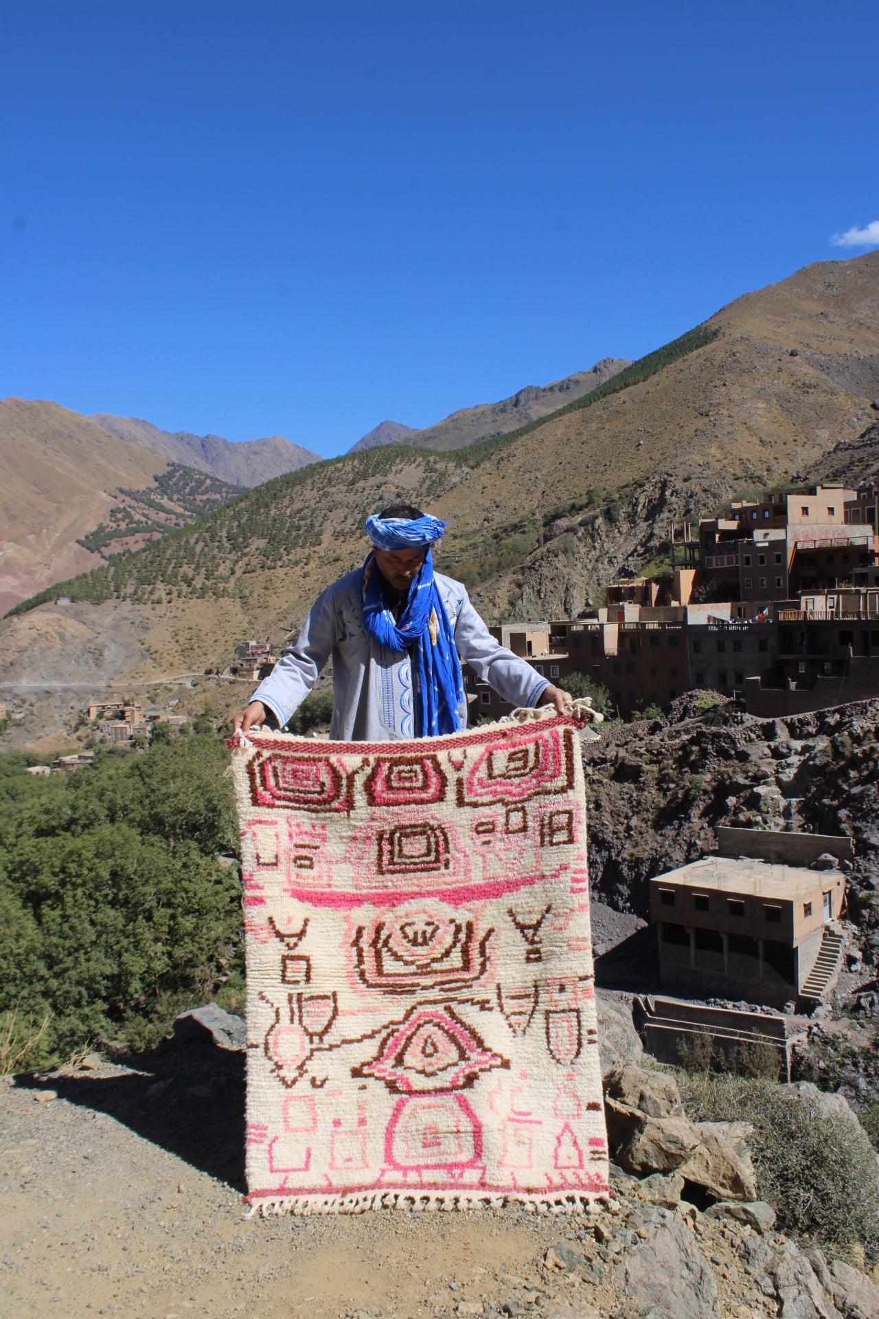 Moroccan Azilal Wool Rug 150x100 cm – Handmade Berber Design