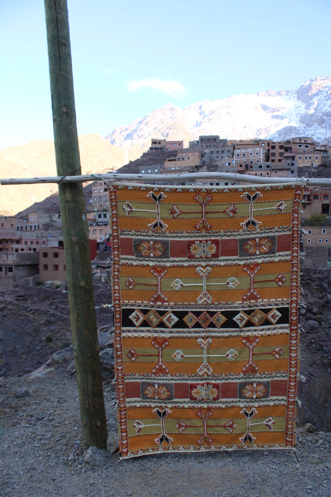 Glaoui Moroccan Rug – 4.26 ft × 6.56 ft (130 × 200 cm) – Handwoven Berber Wool Carpet