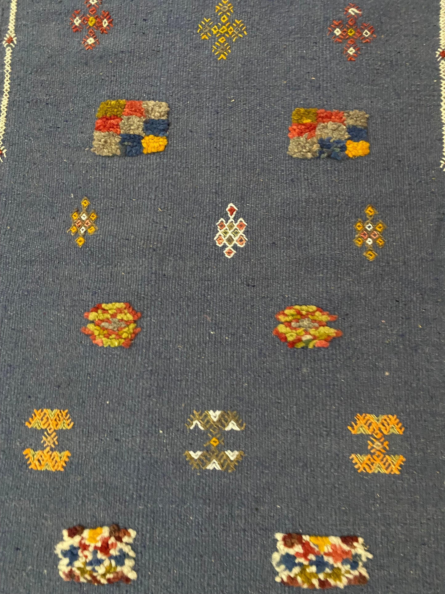 Moroccan  Kilim  handmade 100%wool berber  rugs  size is