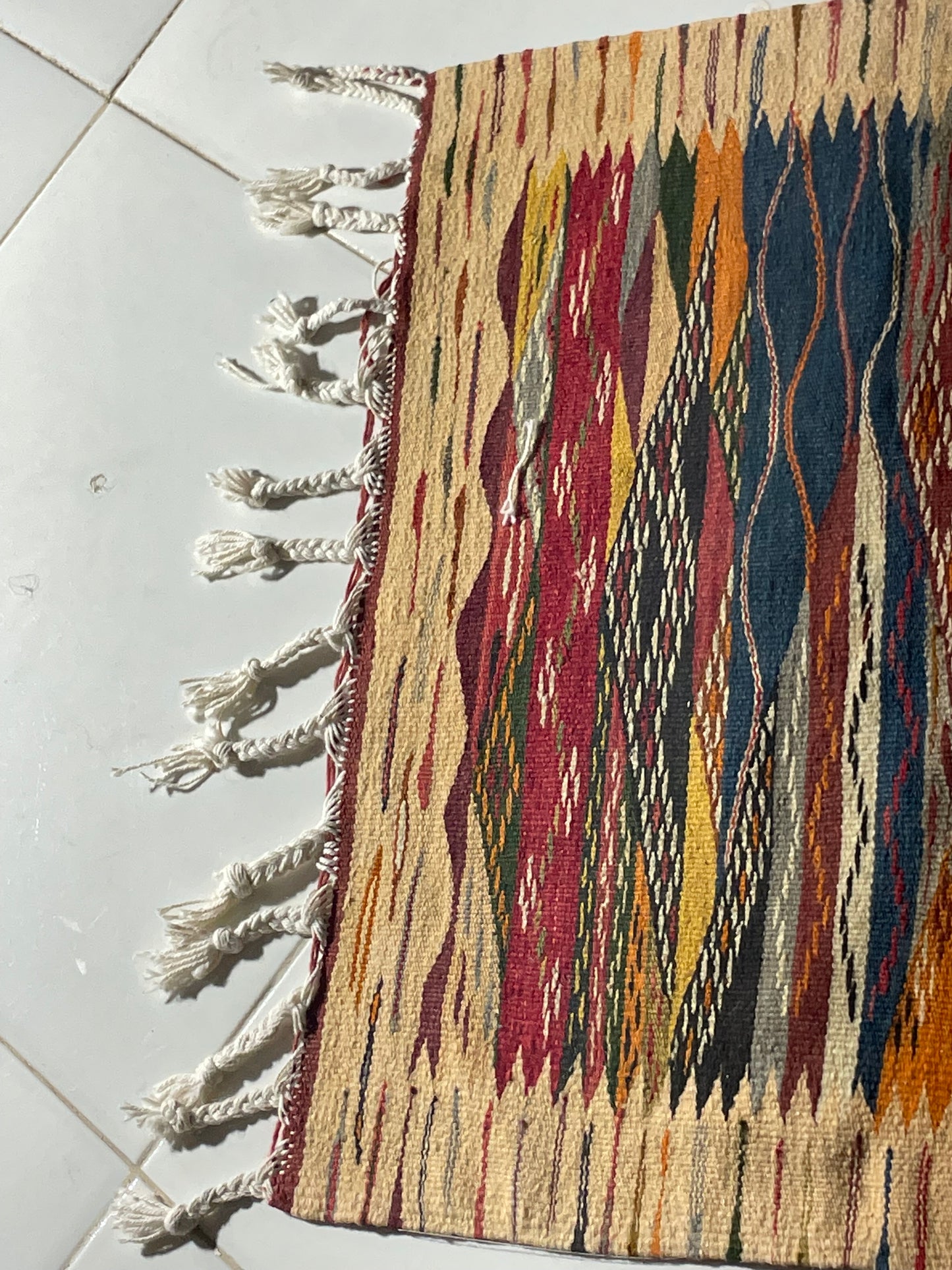 Picasso Berber Kilim – Handmade Moroccan Rug | 120x100 cm (3.9x3.3 ft)