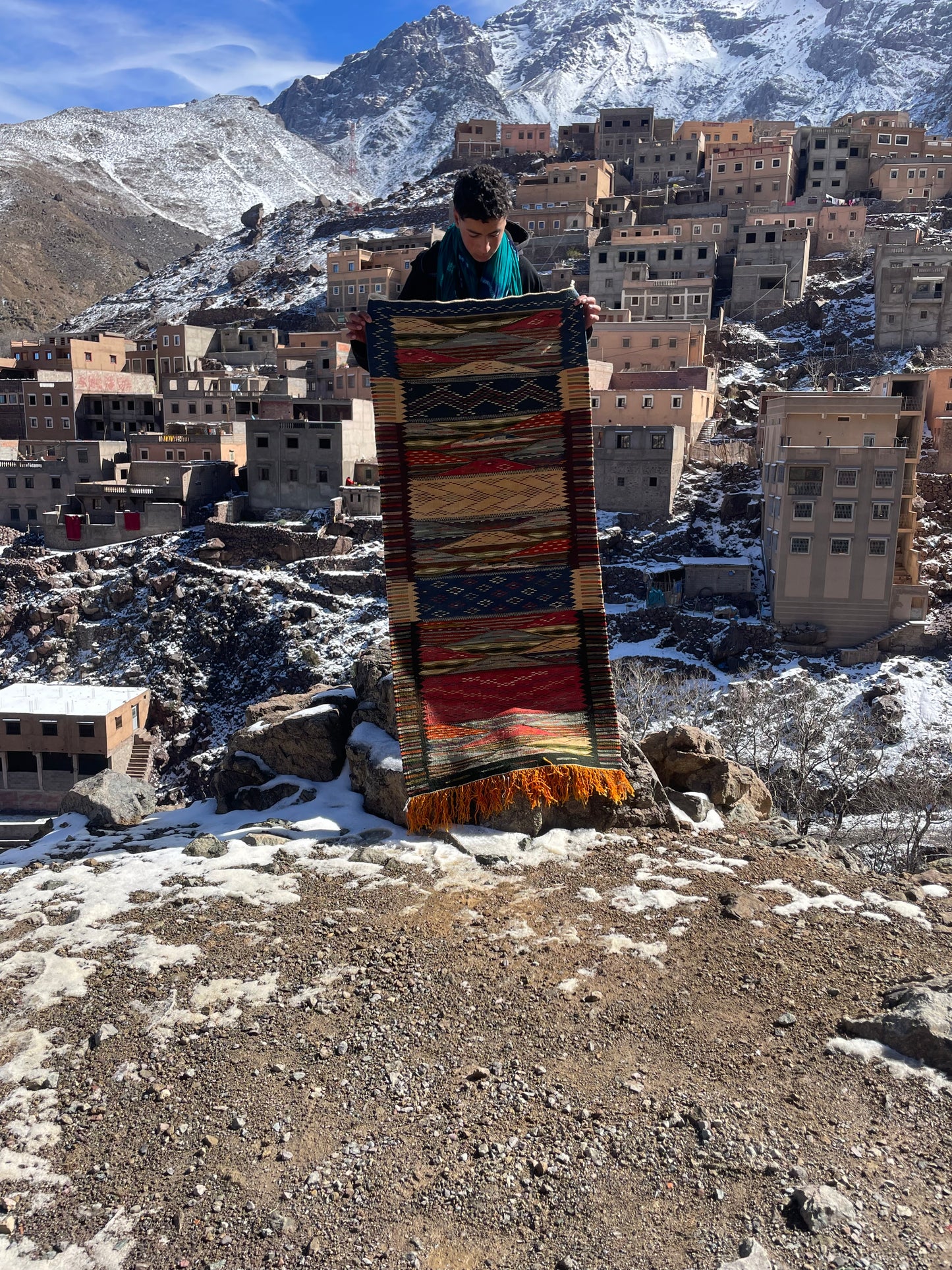 Picasso Berber kilim, Alfombra marroquí tejida a mano, Alfombra bereber abstracta, (150x71 Cm)