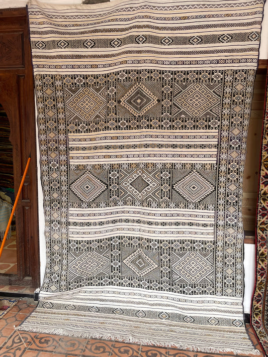 Moroccan Berber Kilim Rug Carpet - Older Style - Tribal Art - Wool, Cotton, Sabra Silk - Grey, White and Gold - Larger Size - 300x200 cm