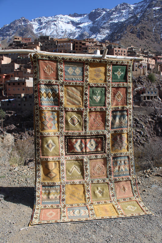 Vintage Glaoui Patchwork Rug – 5.01 ft × 8.46 ft (1.53 × 2.58 m) – Handwoven Moroccan Berber Carpet