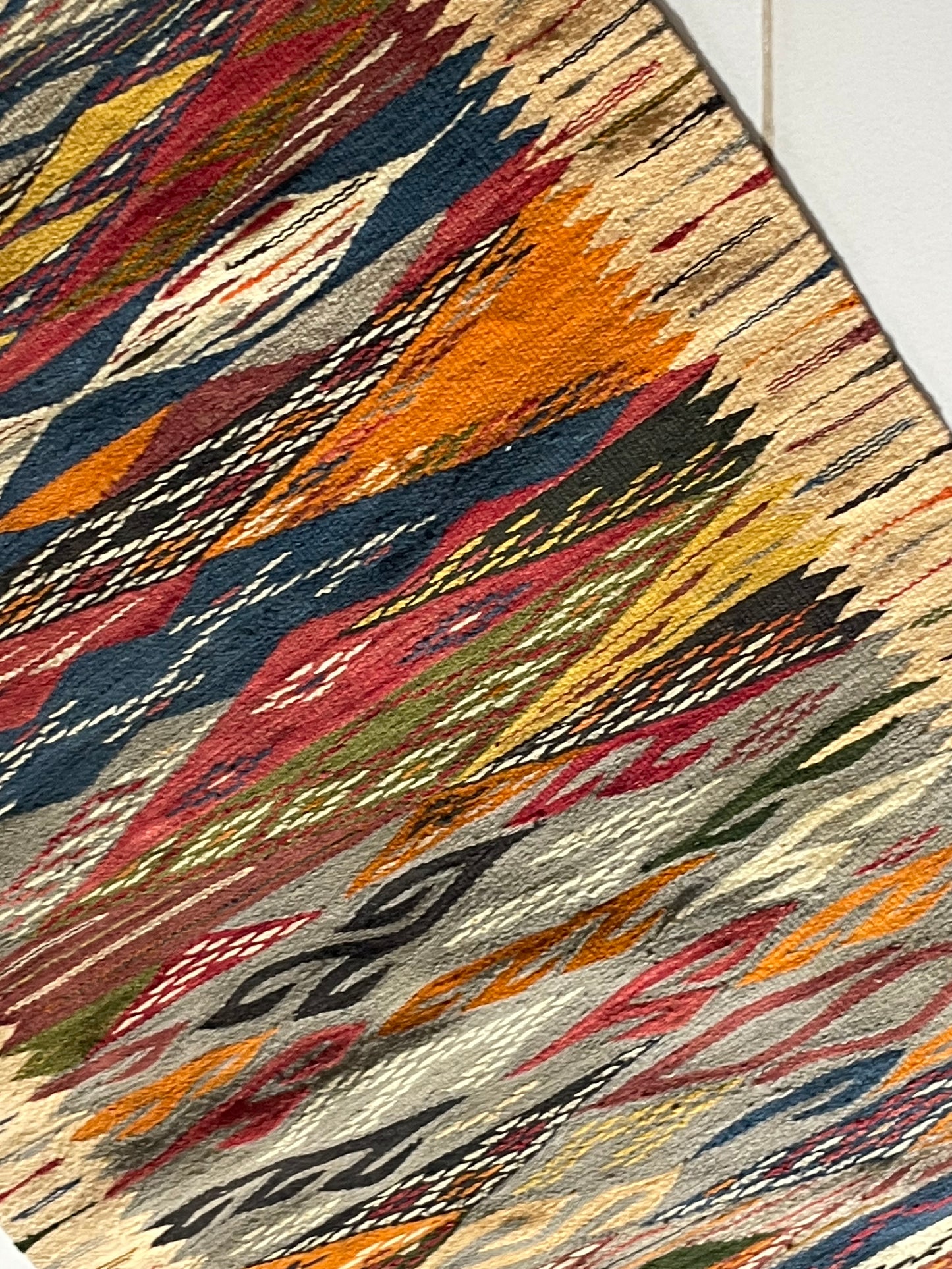 Picasso Berber Kilim – Handmade Moroccan Rug | 120x100 cm (3.9x3.3 ft)