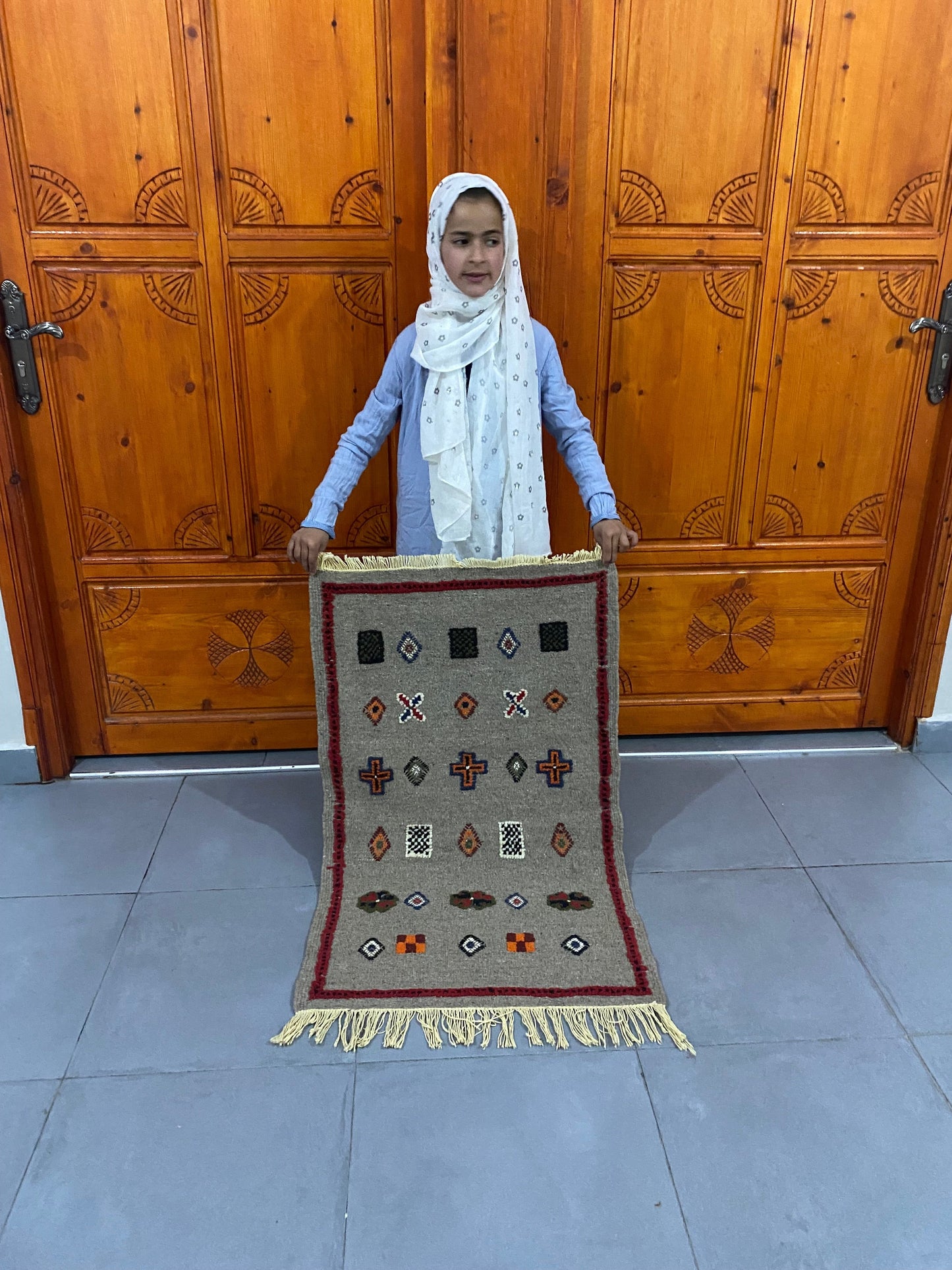 Moroccan  Kilim  handmade 100%wool berber  rugs  size is