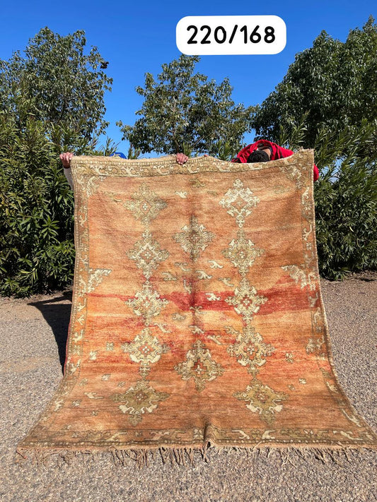 Transform your space with the exquisite charm of our Fabulous Boujad Rug, a true work of art crafted by skilled artisans in the heart of Morocco. This authentic Moroccan rug showcases the rich heritage and vibrant culture of the Boujad region