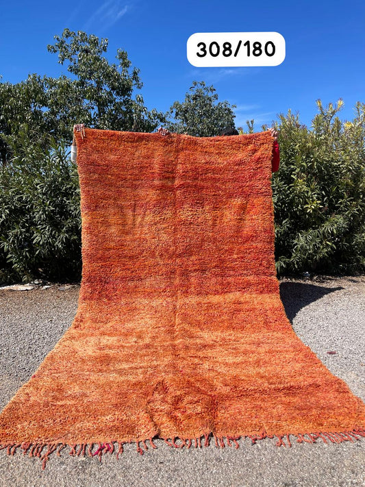Transform your space with the exquisite charm of our Fabulous Boujad Rug, a true work of art crafted by skilled artisans in the heart of Morocco. This authentic Moroccan rug showcases the rich heritage and vibrant culture of the Boujad region