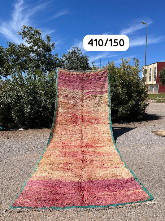 Transform your space with the exquisite charm of our Fabulous Boujad Rug, a true work of art crafted by skilled artisans in the heart of Morocco. This authentic Moroccan rug showcases the rich heritage and vibrant culture of the Boujad region