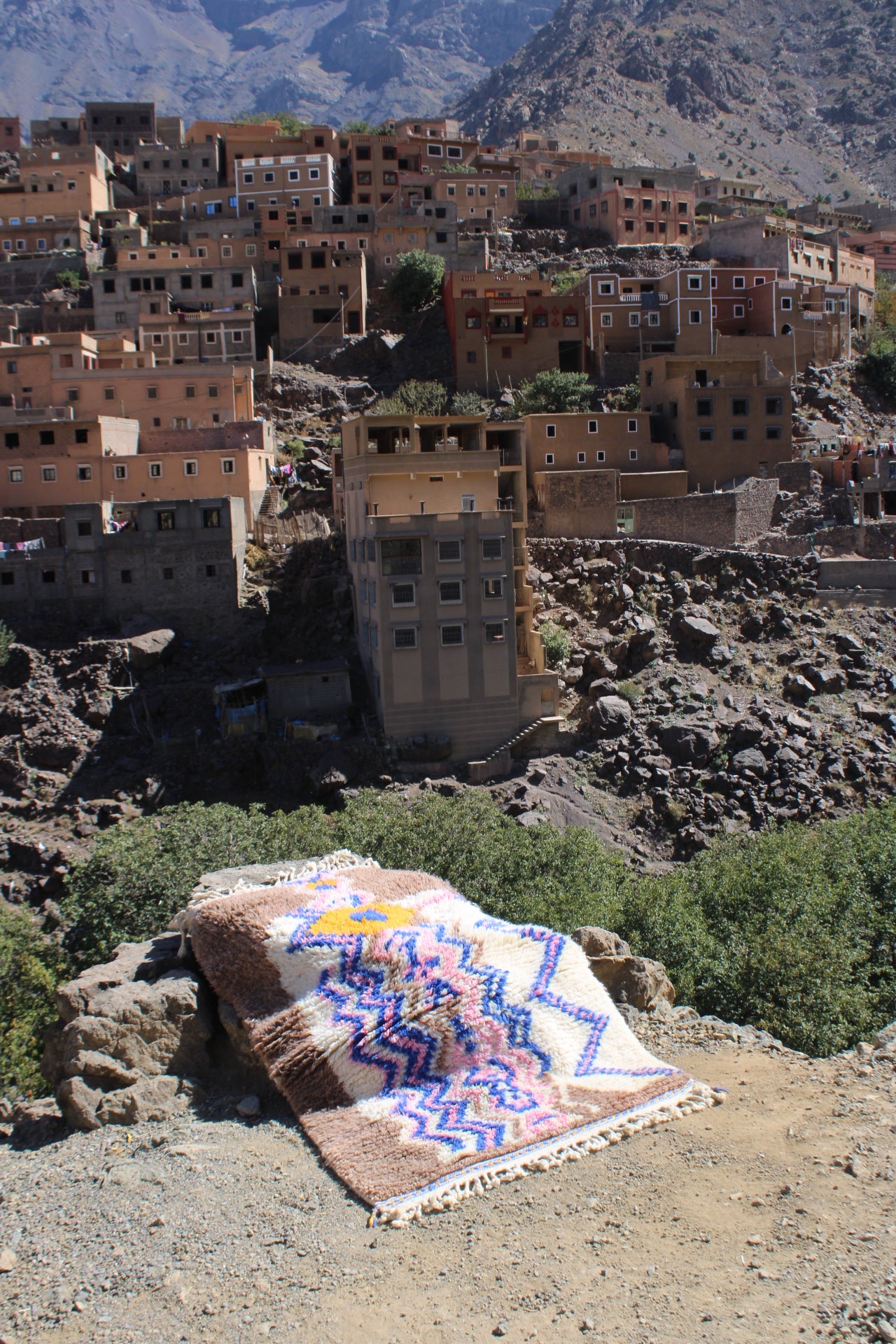 Azilal Handmade Wool Rug 150x100 cm (5x3 ft) – Authentic Moroccan Berber Art