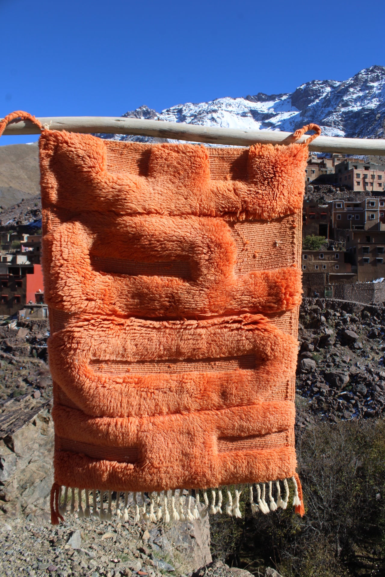 Handmade Moroccan HOPE Rug – Natural Wool & Cream Tufted Berber Art Carpet – Modern Inspirational Decor