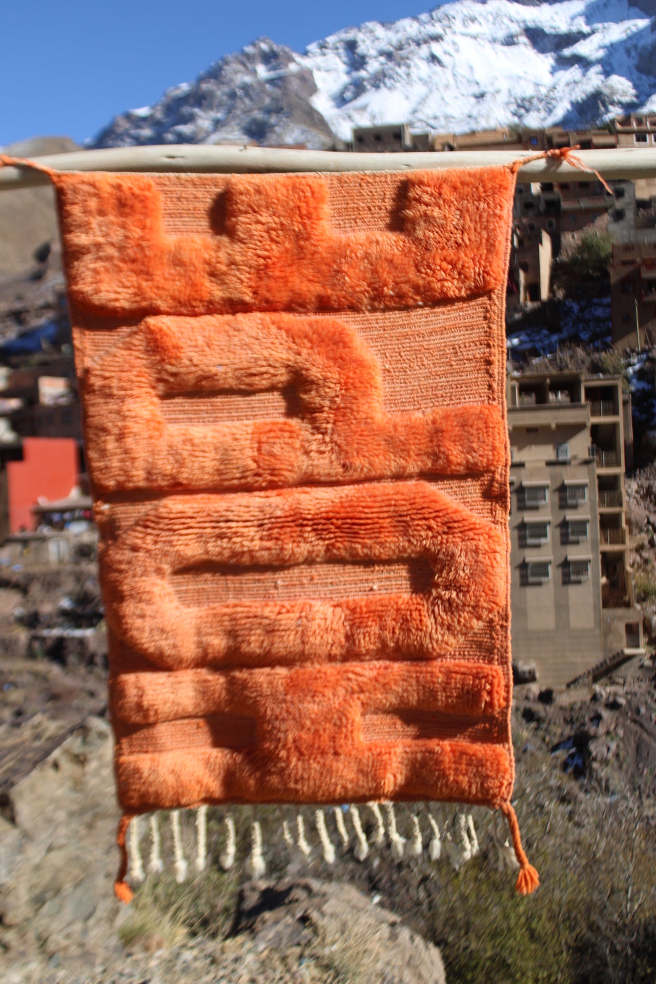 Handmade Moroccan HOPE Rug – Natural Wool & Cream Tufted Berber Art Carpet – Modern Inspirational Decor