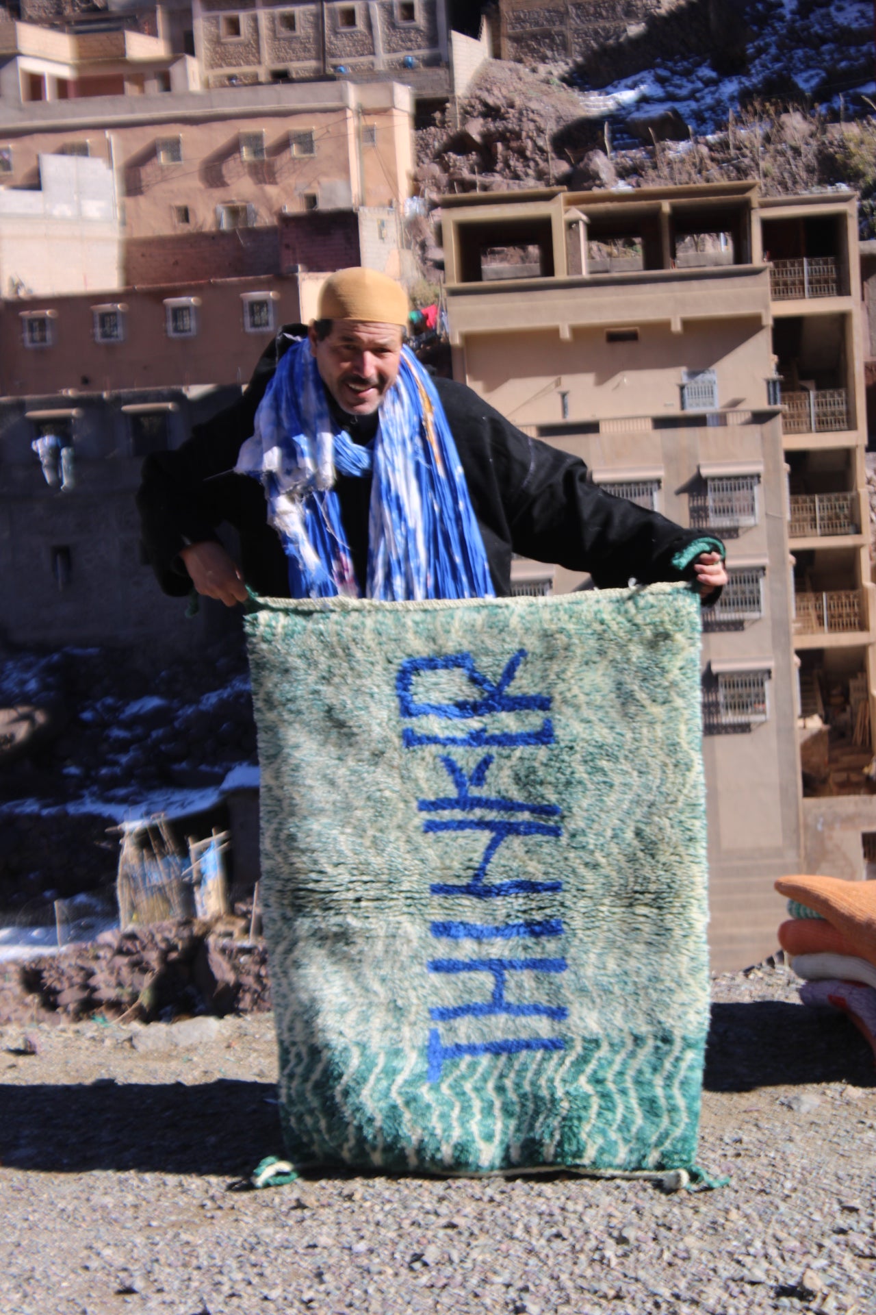 “THINKER” Beni Ourain Style Rug – 120×60 cm (4×2 ft) – Handwoven by Cooperative Adrar