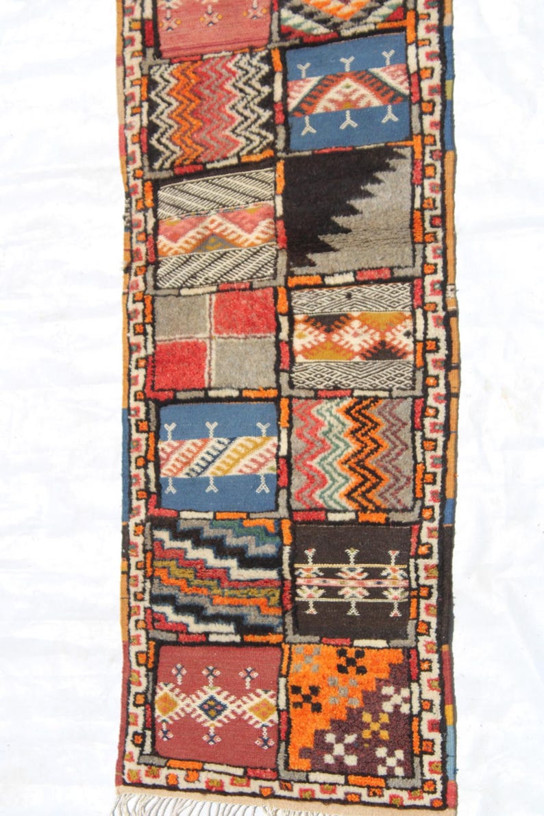 Handmade Moroccan Glawi Carpet – Wool Flatweave Rug, Tribal Geometric Design, Bohemian Floor Mat, Authentic Berber Home Decor size 150x60 cm