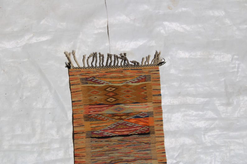 Moroccan Berber Kilim Rug – Handmade Wool Flatweave Carpet, Tribal Geometric Design, Boho Area Rug, Authentic Artisan Decor  size   150x60 cm