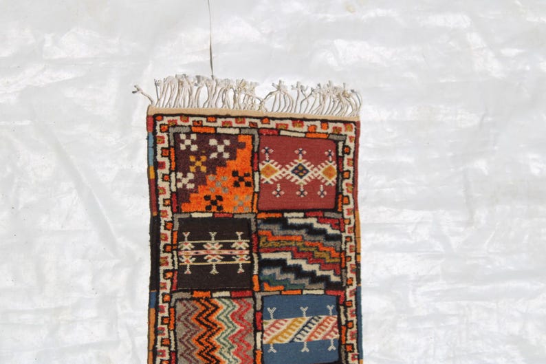 Handmade Moroccan Glawi Carpet – Wool Flatweave Rug, Tribal Geometric Design, Bohemian Floor Mat, Authentic Berber Home Decor size 150x60 cm