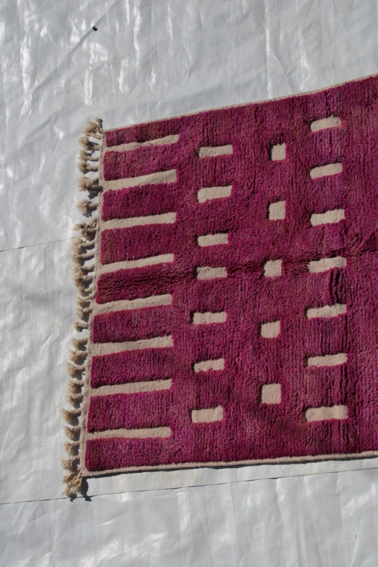 Moroccan rugs, Moroccan carpets, handmade rugs, authentic available to ship size is 220x150