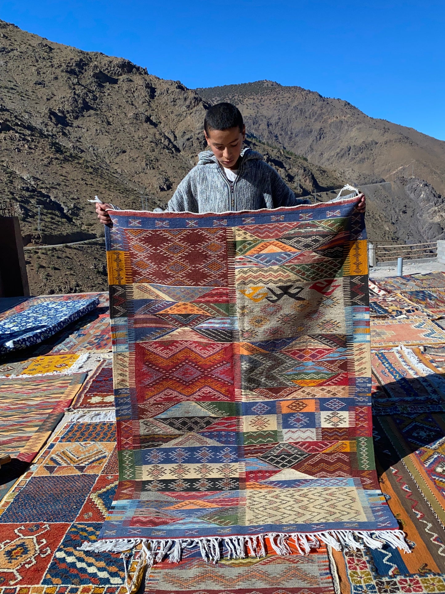 Moroccan  Kilim  handmade 100%wool berber  rugs  size i